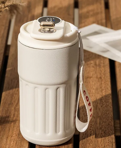 Smart Thermal Coffee Mug with Temperature Display – 450ml